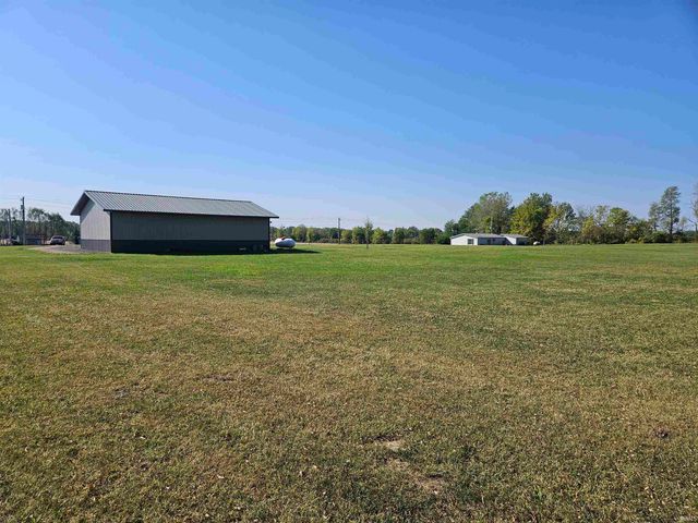 4646 W 400 N Road, Columbia City, IN 46725