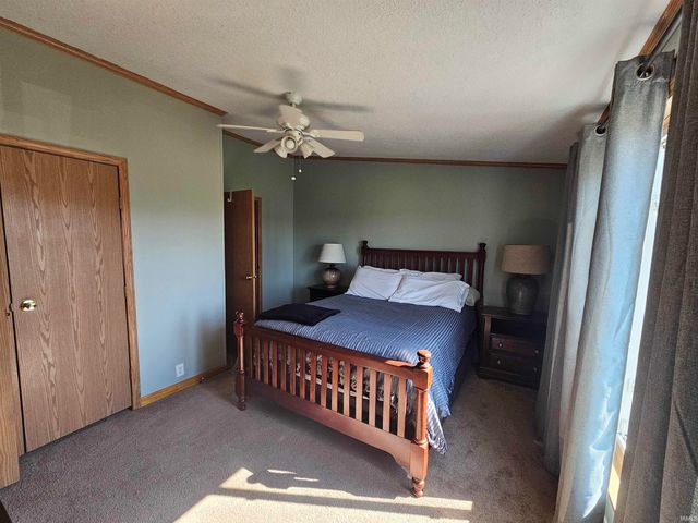 4646 W 400 N Road, Columbia City, IN 46725