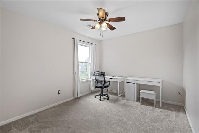 11404 N Bristol Avenue, Kansas City, MO 64156