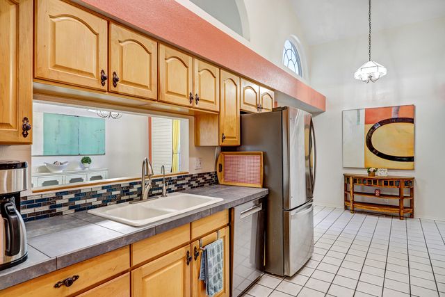 1111 Blue Quail Road NE, Albuquerque, NM 87112