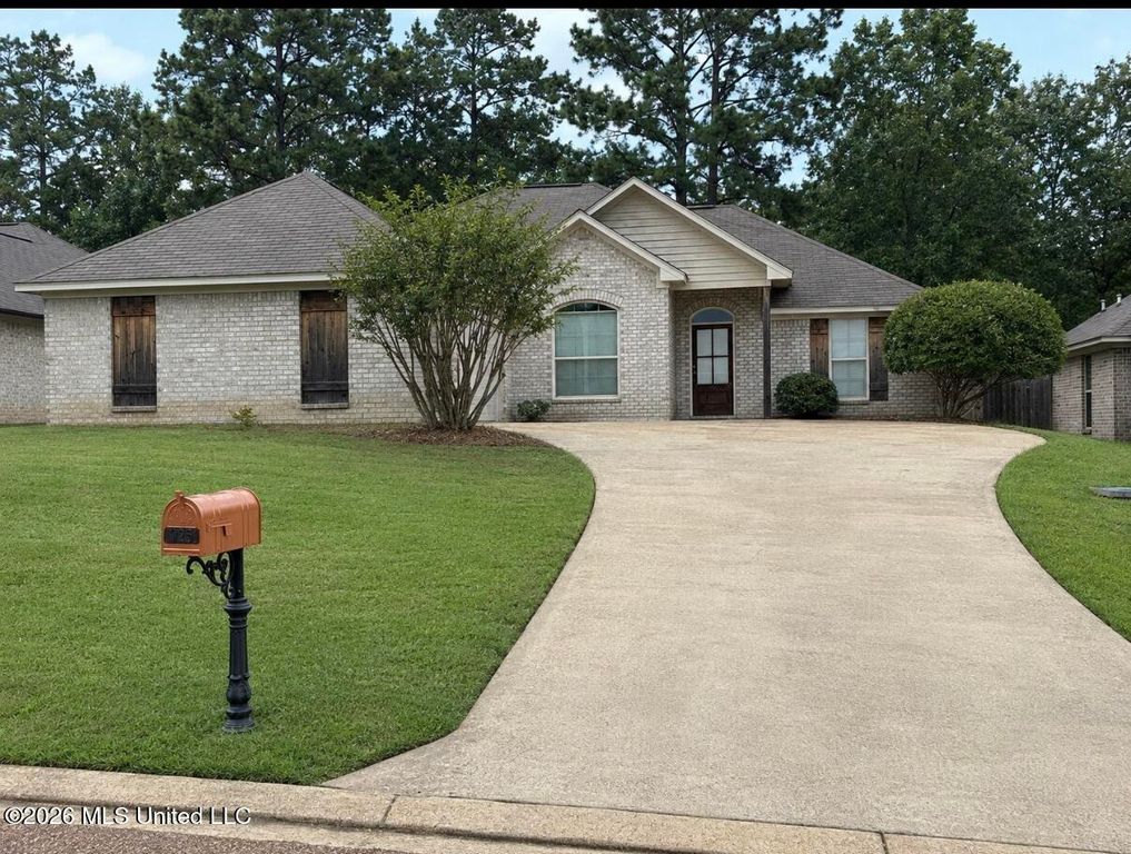 995 Filmore Drive, Brandon, MS 39042