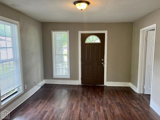 1400 W Huntington Avenue W, Jonesboro, AR 72401