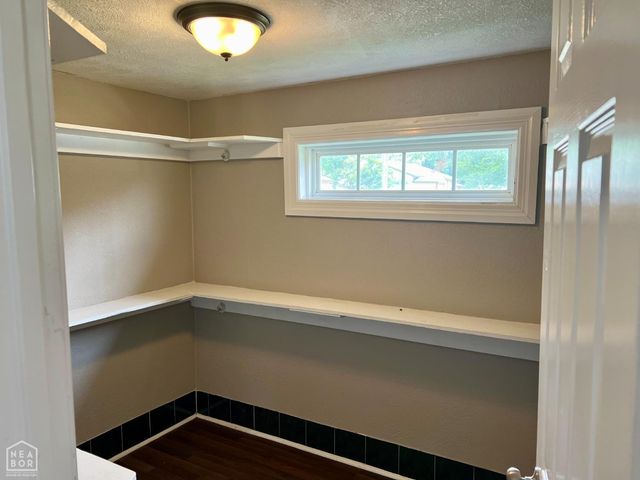 1400 W Huntington Avenue W, Jonesboro, AR 72401