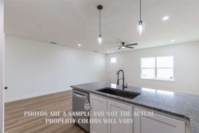 7671 LAKE RIDGE Parkway, Abilene, TX 79602