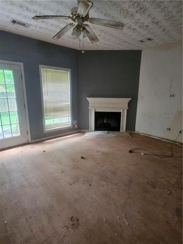 20 Pine Canyon Drive SW 13, Atlanta, GA 30331