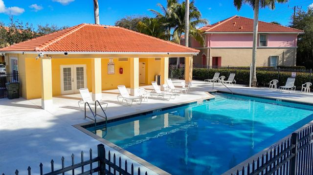 1010 Seminole Palms Drive, Greenacres, FL 33463