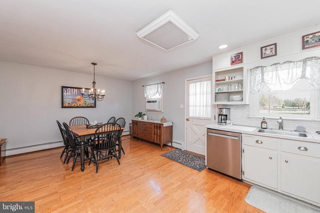 1019 HARES HILL RD, Phoenixville, PA 19460