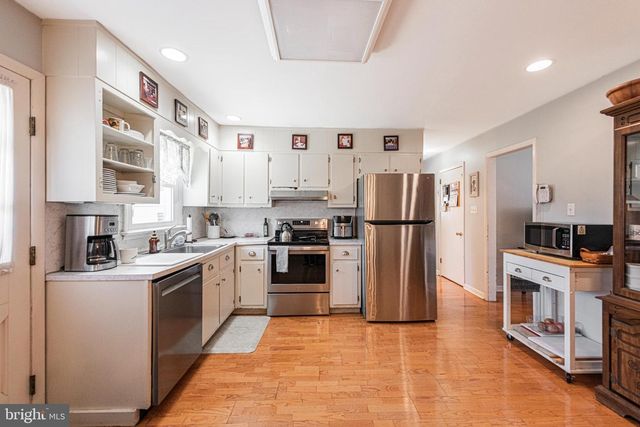 1019 HARES HILL RD, Phoenixville, PA 19460