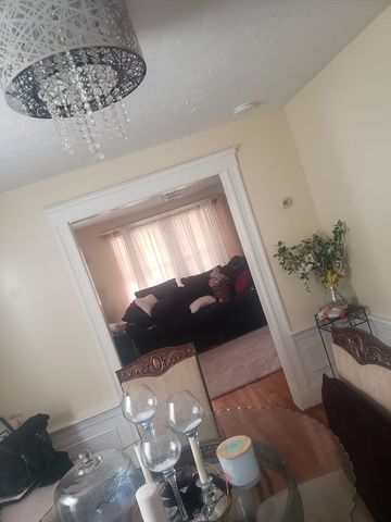 90 Hollingsworth St, Boston, MA 02126
