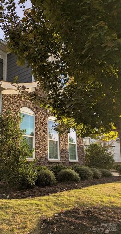 2889 Creekview Drive, Waxhaw, NC 28173