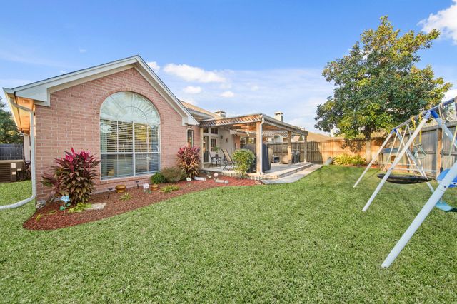 1610 Diamond Brook Drive, Houston, TX 77062