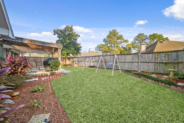 1610 Diamond Brook Drive, Houston, TX 77062