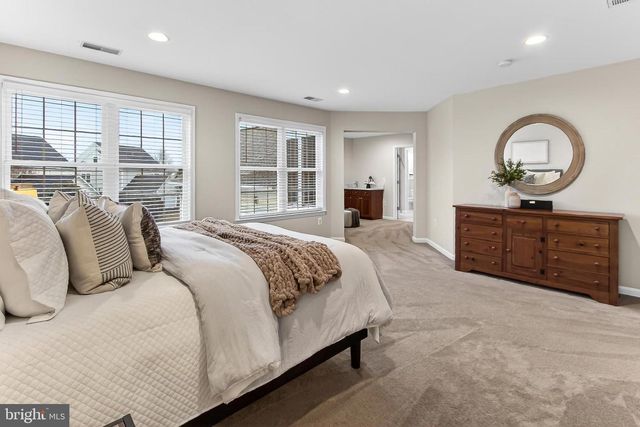 42594 GOOD HOPE LN, Brambleton, VA 20148