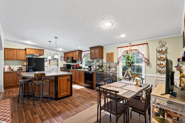 389 Sherrill Drive, Blacksburg, SC 29702