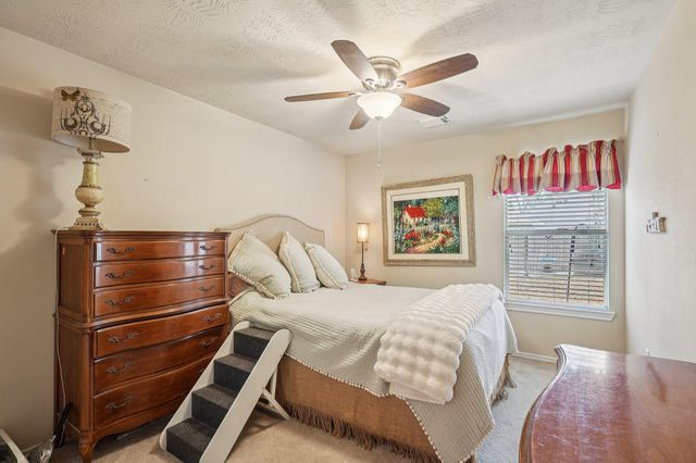 30 Trafalgar Place, Conroe, TX 77384