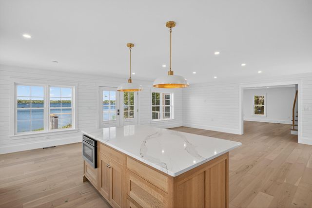 159 Willow Run Drive, Centerville, MA 02632