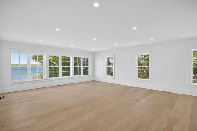 159 Willow Run Drive, Centerville, MA 02632