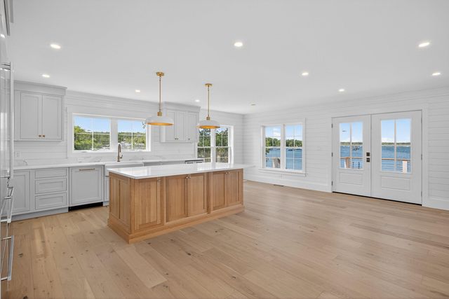 159 Willow Run Drive, Centerville, MA 02632