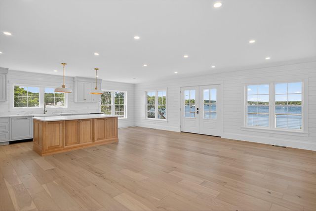 159 Willow Run Drive, Centerville, MA 02632