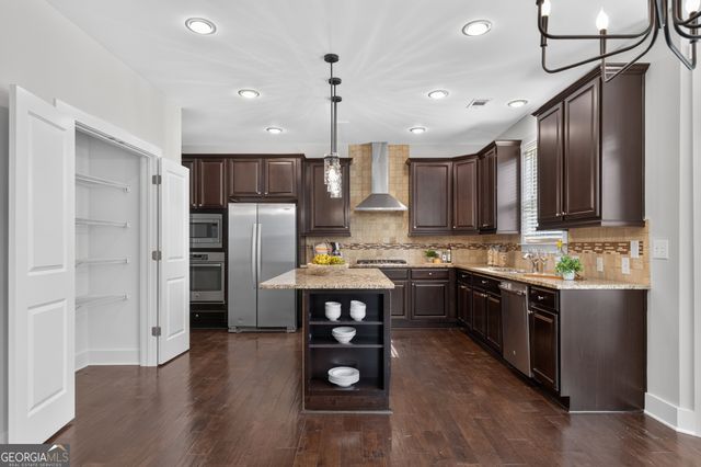 3950 Estates Path, Cumming, GA 30040