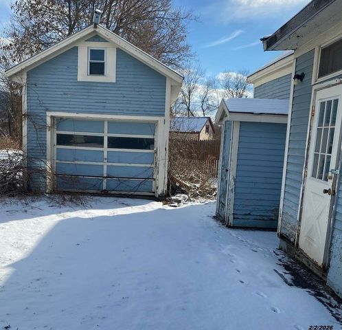 82 Franklin Street, Rutland City, VT 05701