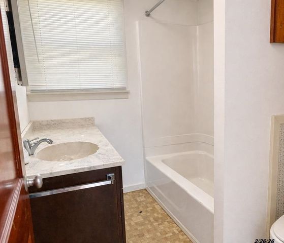 82 Franklin Street, Rutland City, VT 05701