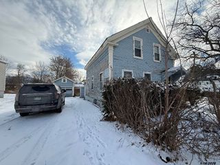 82 Franklin Street, Rutland City, VT 05701