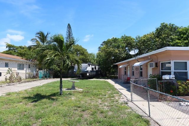 205 SE 10th Street, Hallandale Beach, FL 33009