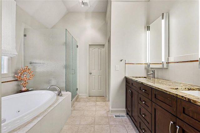 14353 Norwood Street, Leawood, KS 66224