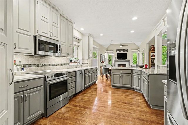 14353 Norwood Street, Leawood, KS 66224