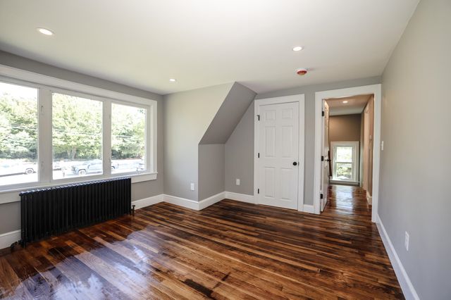 333 Cohas Avenue, Manchester, NH 03109