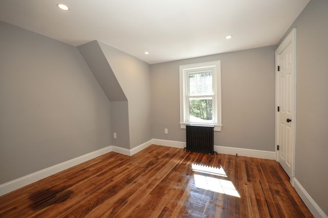 333 Cohas Avenue, Manchester, NH 03109