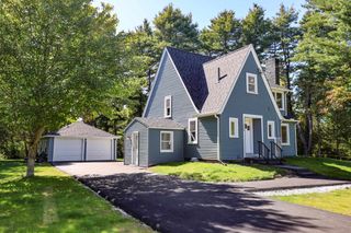 333 Cohas Avenue, Manchester, NH 03109