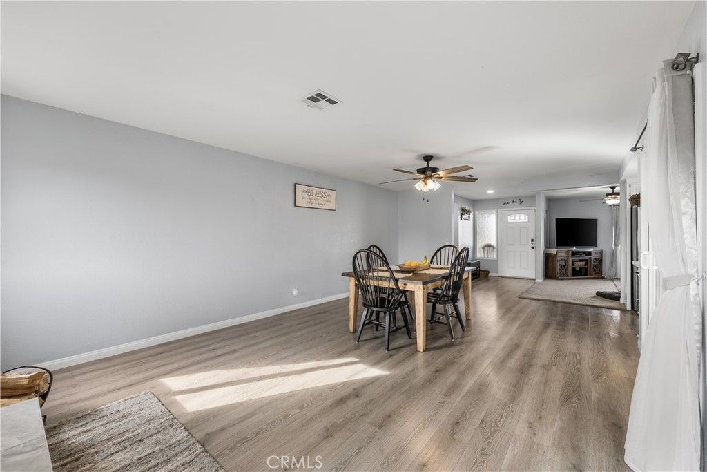 Image 19 of property listing at 8954 E Avenue T14, Littlerock, CA 93543