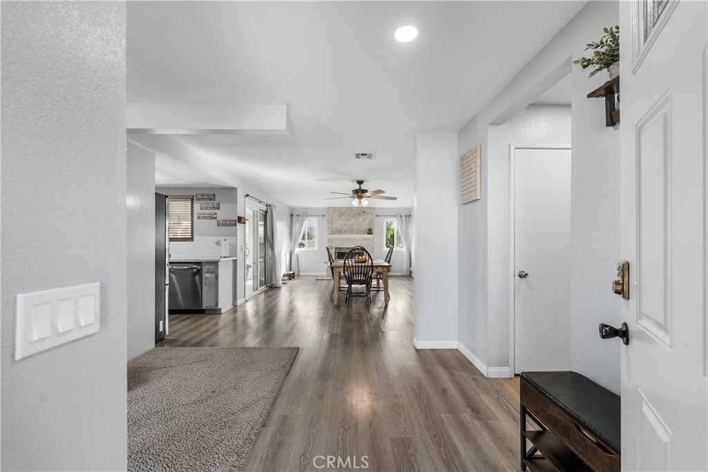 Image 20 of property listing at 8954 E Avenue T14, Littlerock, CA 93543