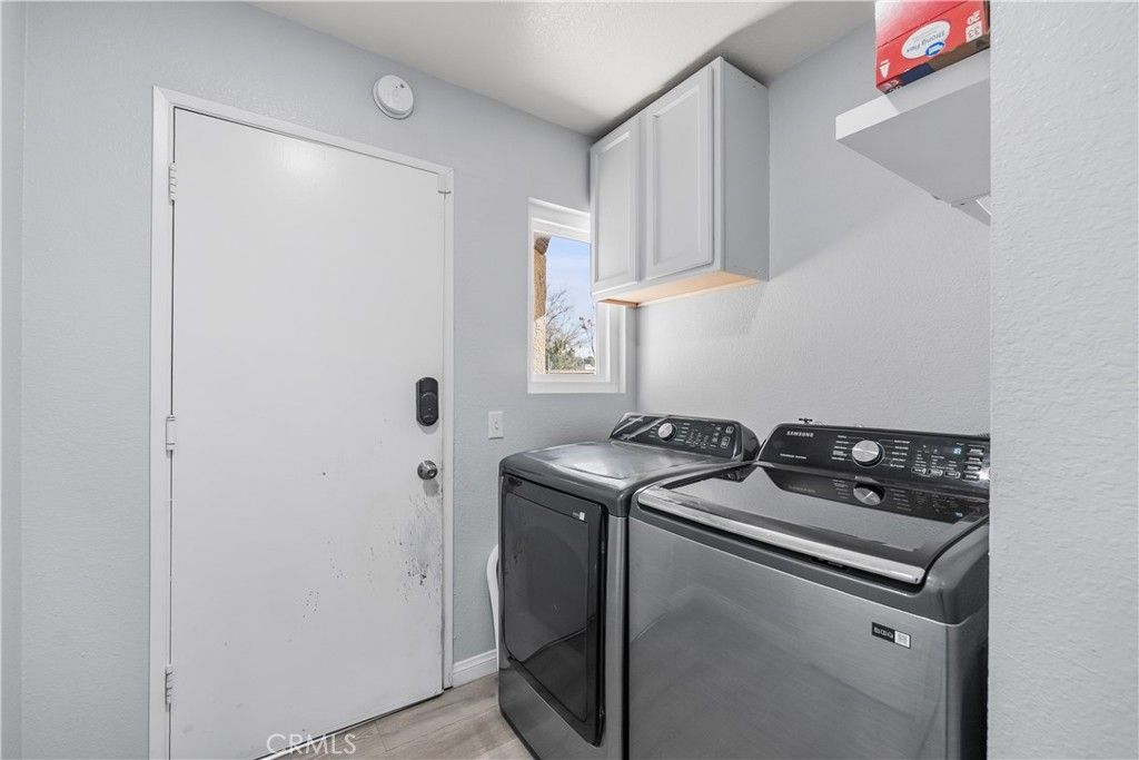 Image 21 of property listing at 8954 E Avenue T14, Littlerock, CA 93543