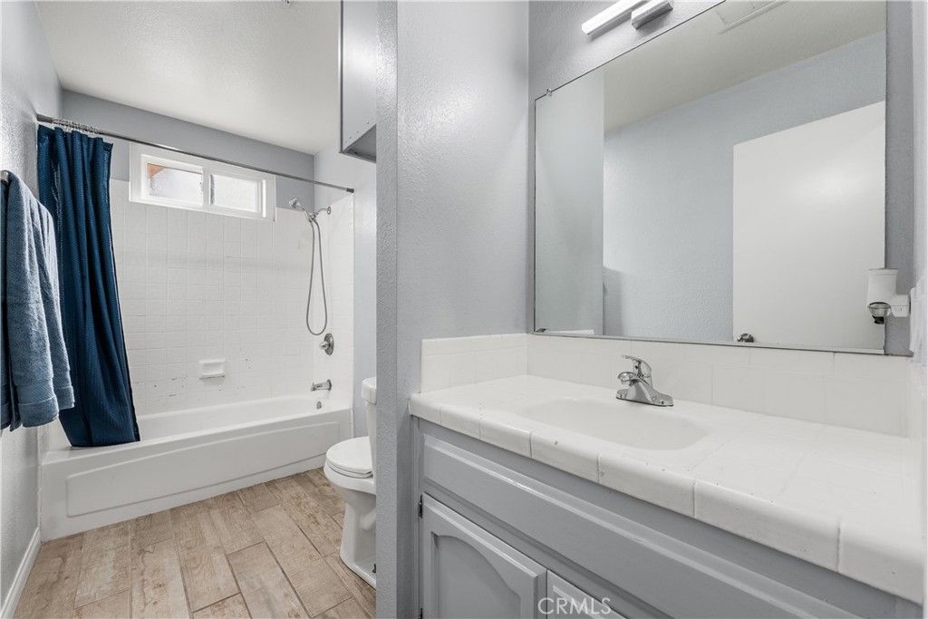 Image 24 of property listing at 8954 E Avenue T14, Littlerock, CA 93543