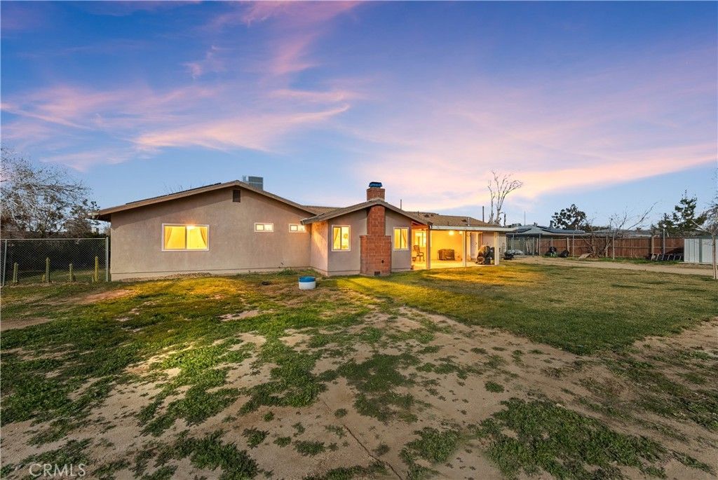 Image 35 of property listing at 8954 E Avenue T14, Littlerock, CA 93543
