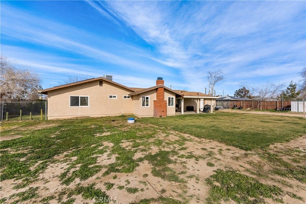 Image 41 of property listing at 8954 E Avenue T14, Littlerock, CA 93543