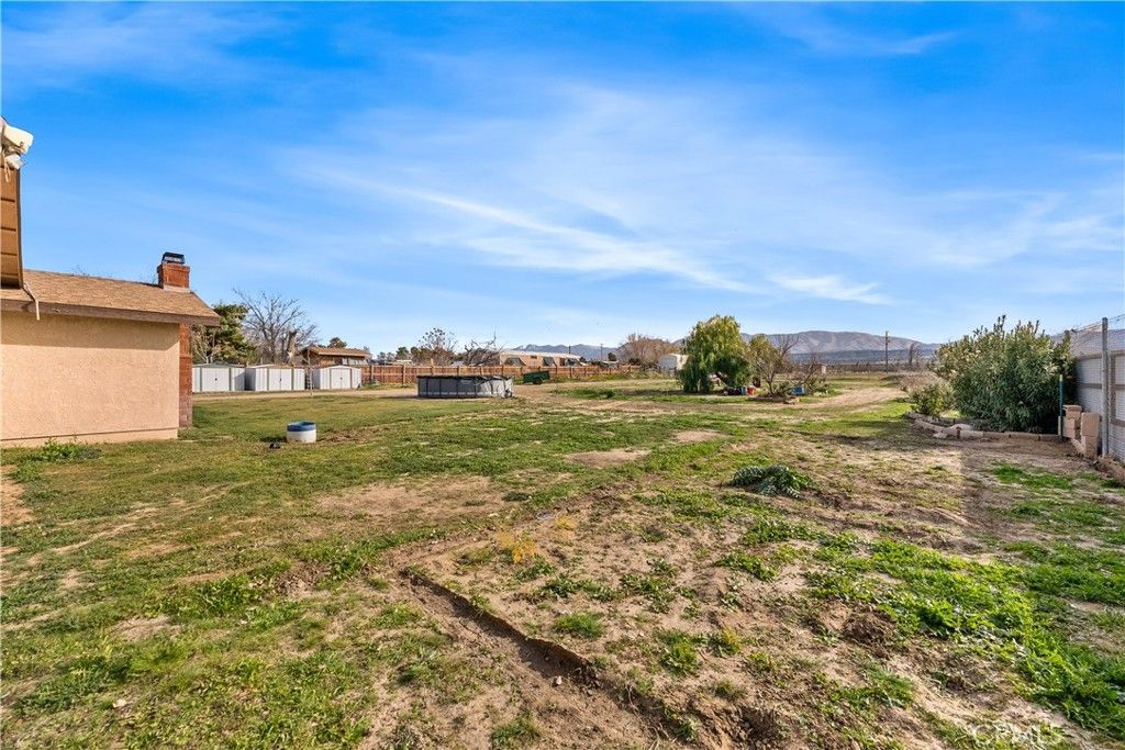Image 42 of property listing at 8954 E Avenue T14, Littlerock, CA 93543