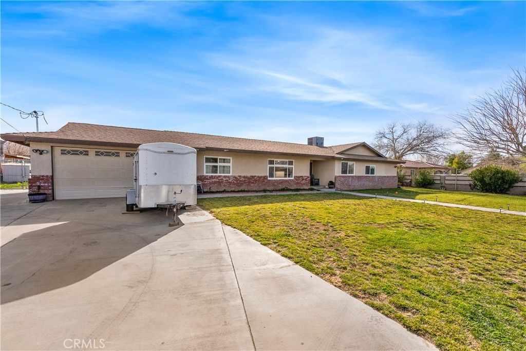 Image 44 of property listing at 8954 E Avenue T14, Littlerock, CA 93543