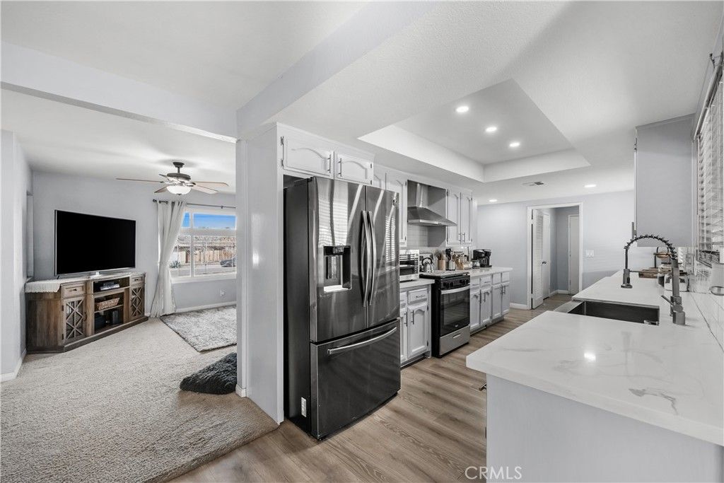 Image 7 of property listing at 8954 E Avenue T14, Littlerock, CA 93543