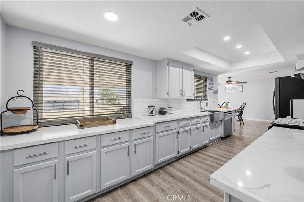 Image 9 of property listing at 8954 E Avenue T14, Littlerock, CA 93543