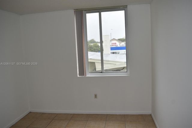 616 NW 26th Ave 210, Miami, FL 33125