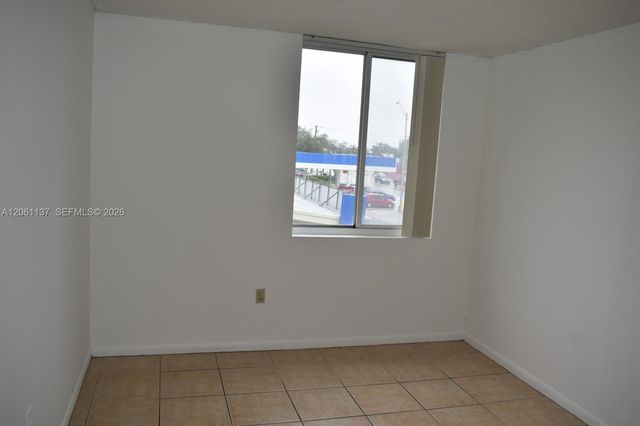 616 NW 26th Ave 210, Miami, FL 33125