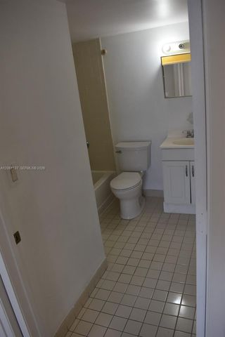 616 NW 26th Ave 210, Miami, FL 33125