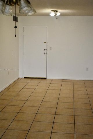 616 NW 26th Ave 210, Miami, FL 33125