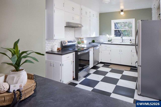 3115 NW Johnson Av, Corvallis, OR 97330