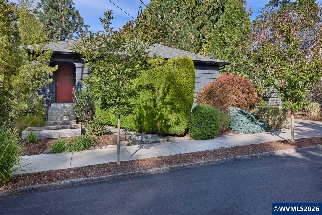 3115 NW Johnson Av, Corvallis, OR 97330