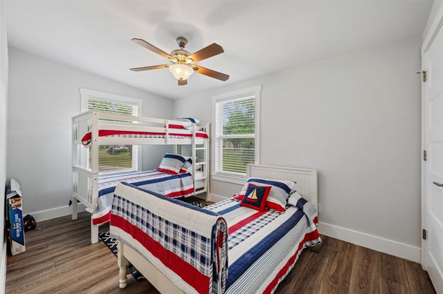 1016 Sherwood Forest DR, Granite Shoals, TX 78654